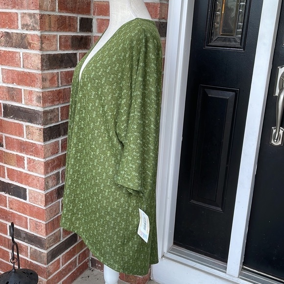 LuLaRoe Lindsay Kimono Top‎ - Picture 2 of 6